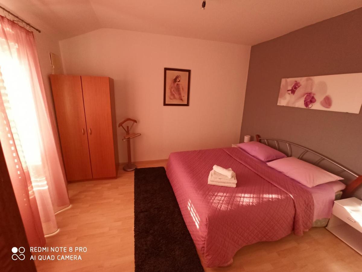 Apartments Roncevic ザダル エクステリア 写真