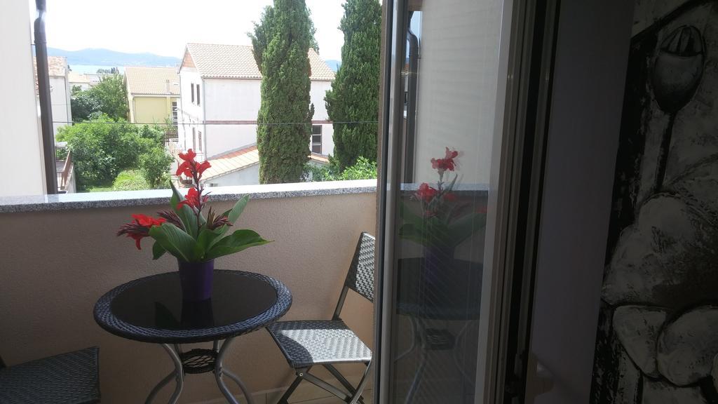 Apartments Roncevic ザダル 部屋 写真